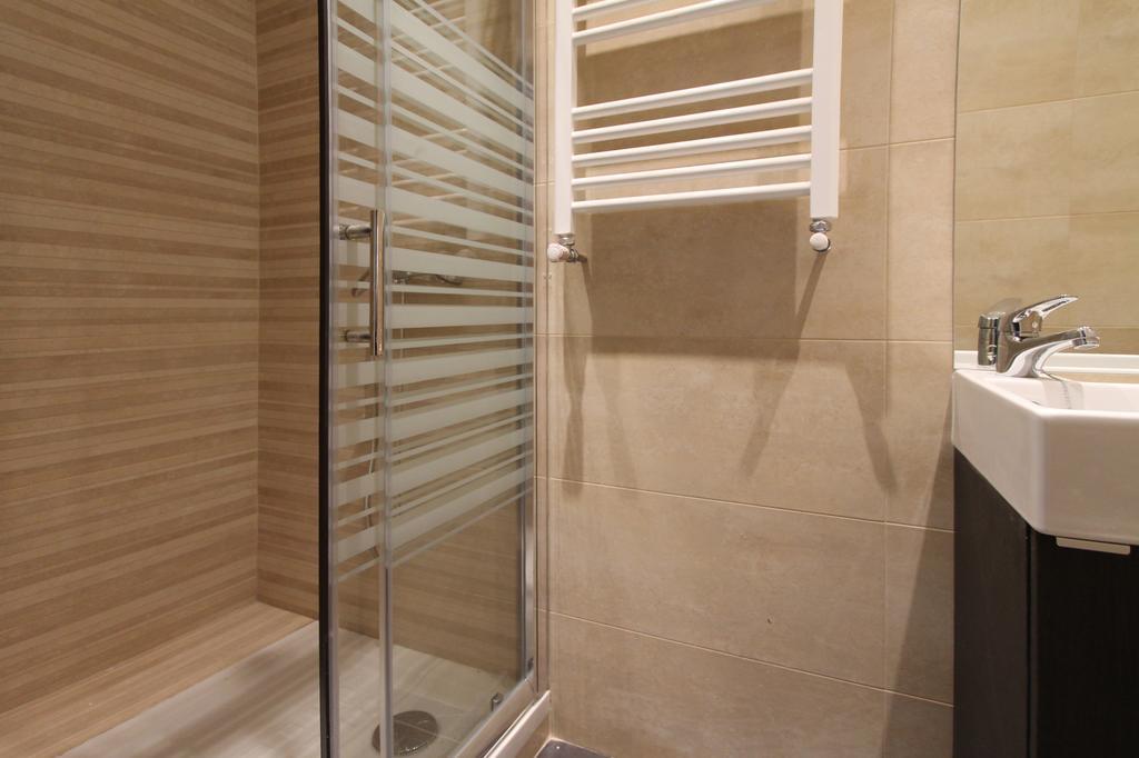 Apartamentos Dali Μαδρίτη Εξωτερικό φωτογραφία