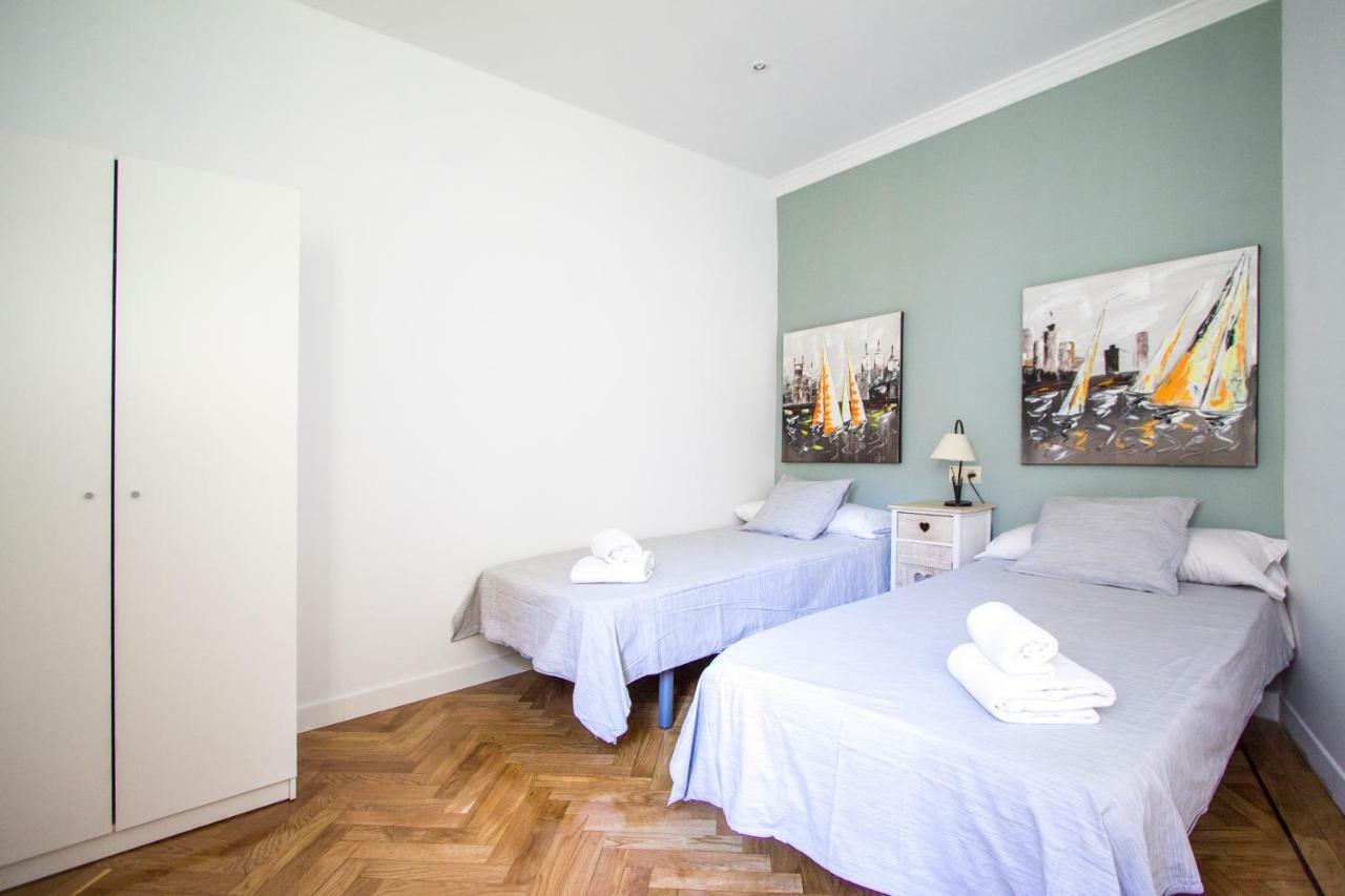 Apartamentos Dali Μαδρίτη Εξωτερικό φωτογραφία
